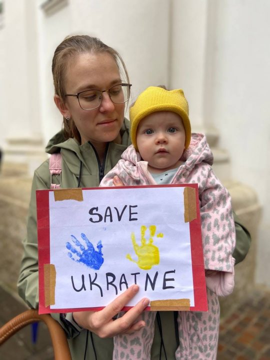 Журналистка из Днепра организовала в Австрии акцию в поддержку Украины (Фото) - рис. 7