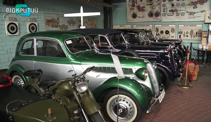 В Днепре возобновил работу музей «Машины времени» - рис. 1