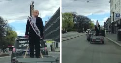 Останови Россию, останови войну: в Норвегии провели акцию с чучелом президента оккупантов - рис. 2