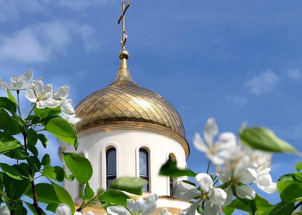 Праздник Святой Троицы: будет ли у украинцев дополнительный выходной - рис. 1