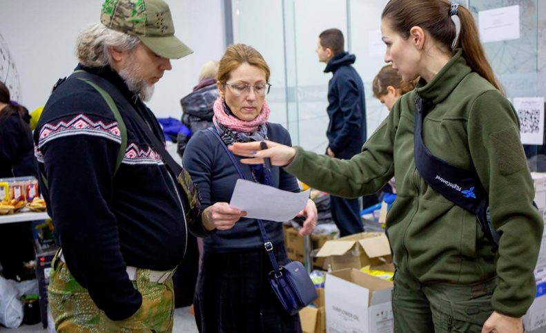 Более 100 дней мэрия Днепра, фонд ТАПС и Координационный штаб волонтеров помогают Украине выстоять против оккупантов - рис. 5