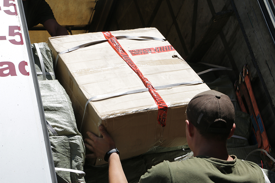 В Днепре передали для бойцов Нацгвардии 1000 комплектов бронезащиты (Фото) - рис. 3