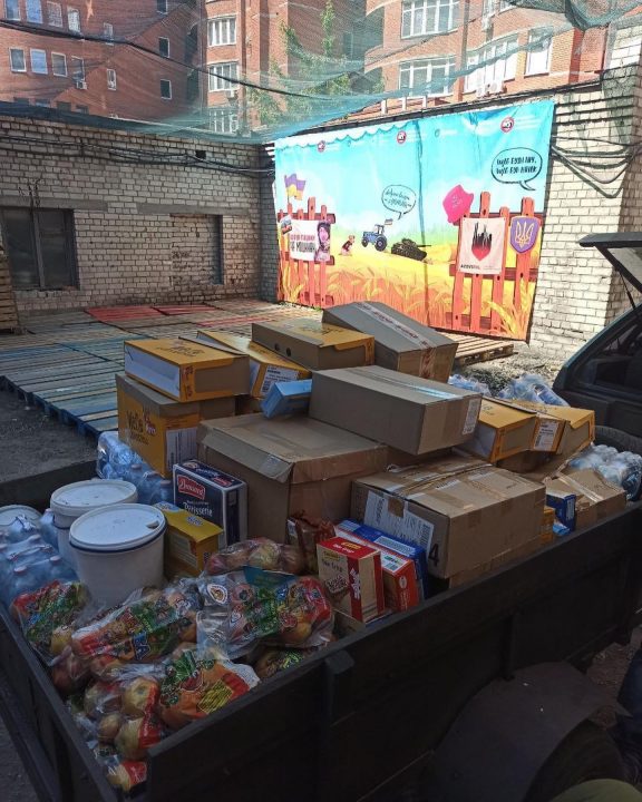 Волонтеры Днепра доставили гуманитарную помощь в горячие точки Украины (Фото) - рис. 3