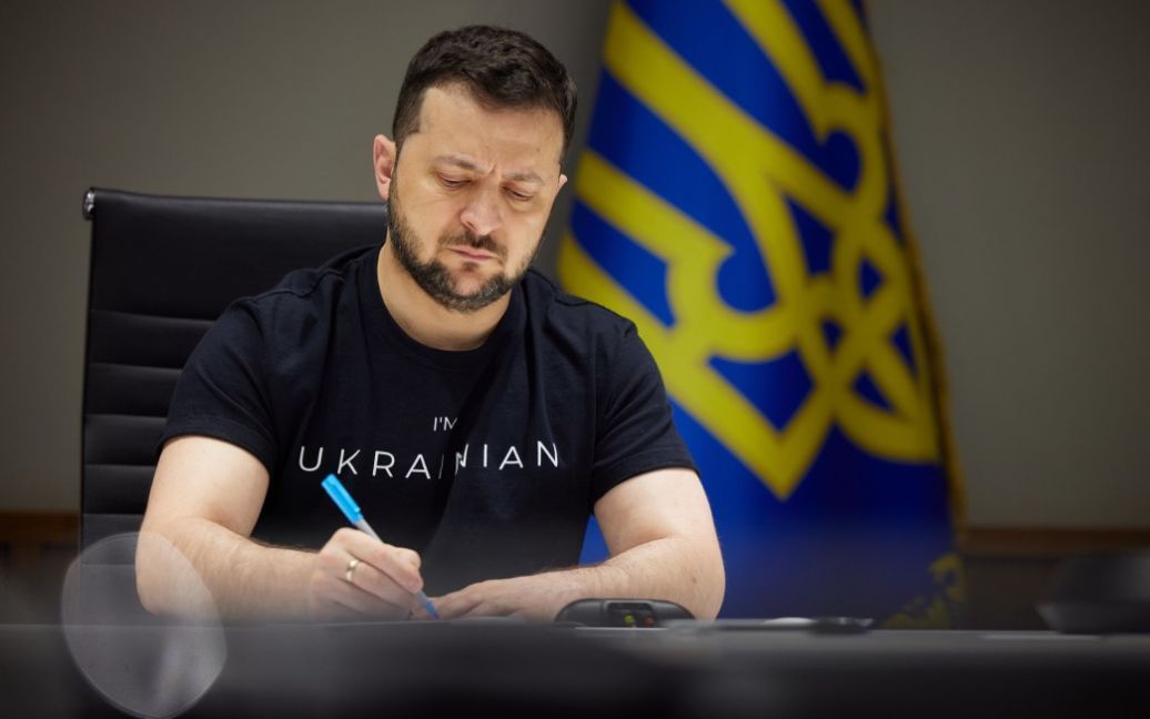 Официально: Украина вводит визовый режим для граждан РФ - рис. 1