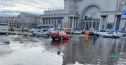 Потоп на вокзале и побитые градом огороды: последствия непогоды в Днепре - рис. 11