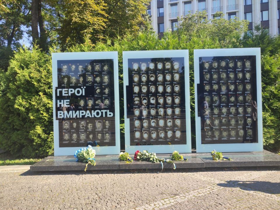 В Днепре отметили День Украинской Государственности (Фото) - рис. 6
