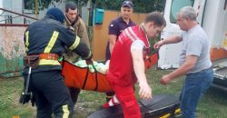 На Дніпропетровщині надзвичайники врятували жінку, яка впала у власний колодязь - рис. 15