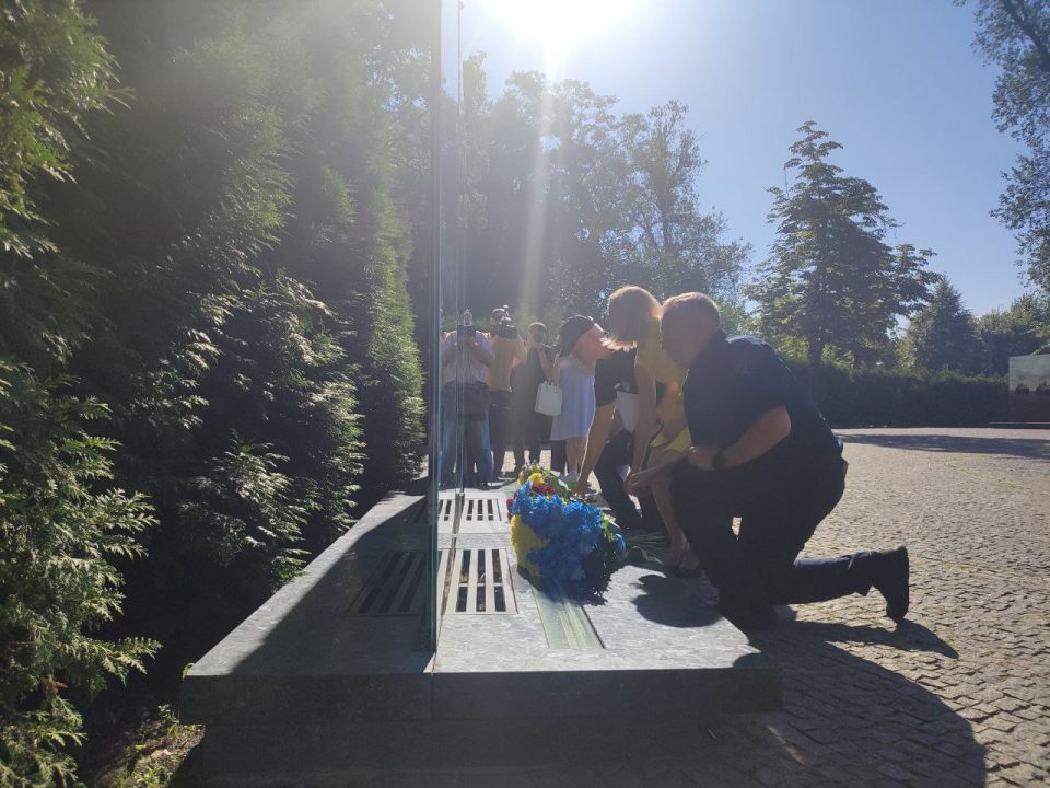 В Днепре отметили День Украинской Государственности (Фото) - рис. 2