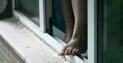 Совершила самоубийство: в Днепре женщина выпрыгнула из окна многоэтажки - рис. 19