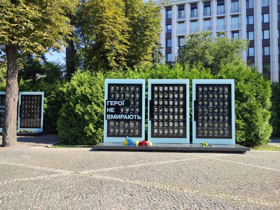 В Днепре отметили День Украинской Государственности (Фото) - рис. 4