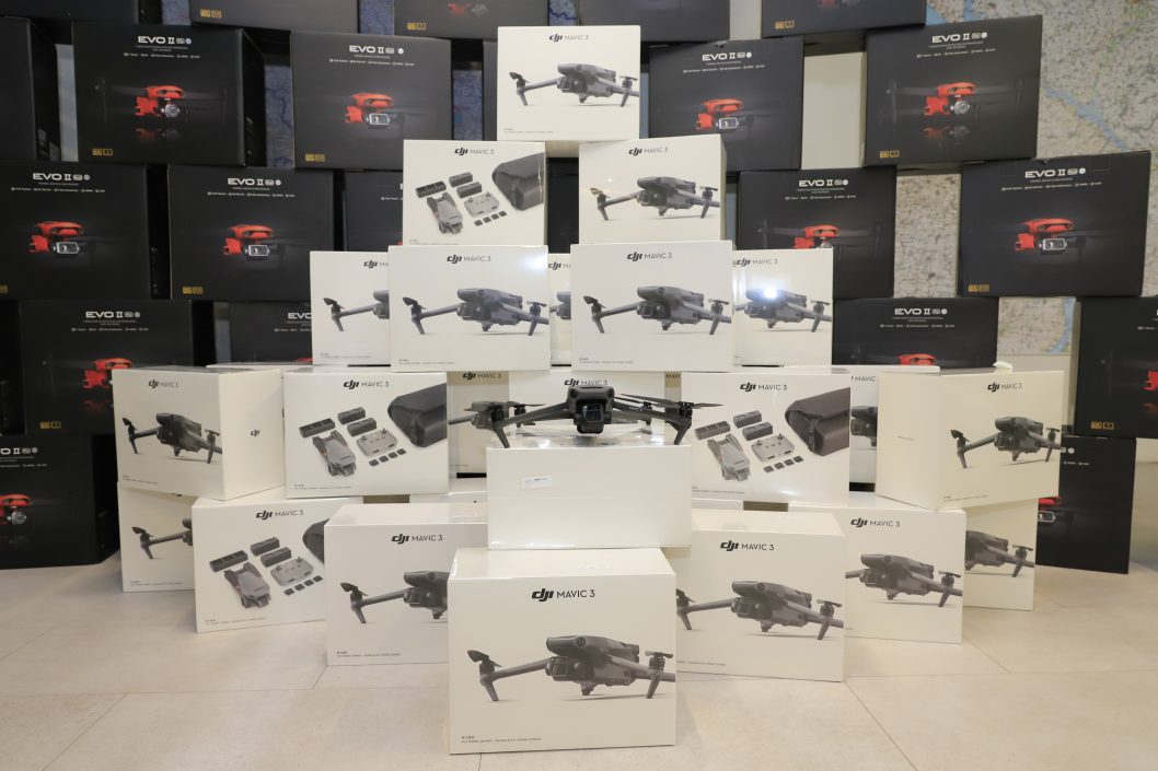 Днепр передает военным 70 разведывательных дронов, приобретенных фондом TAPS и Штабом обороны Днепра - рис. 7