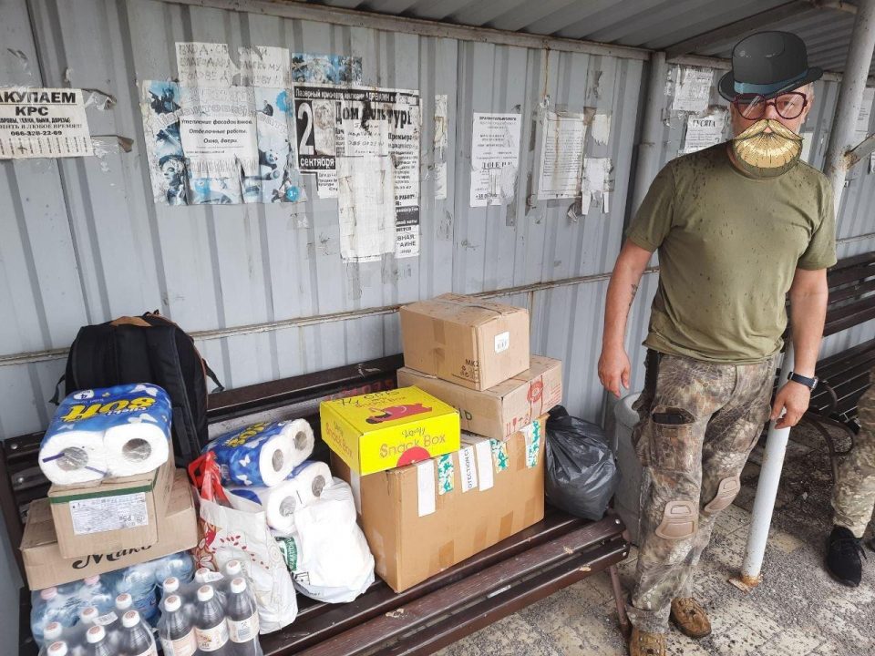 Волонтери Дніпра передали воїнам ЗСУ дрони, генератор, Starlink та гуманітарну допомогу - рис. 6