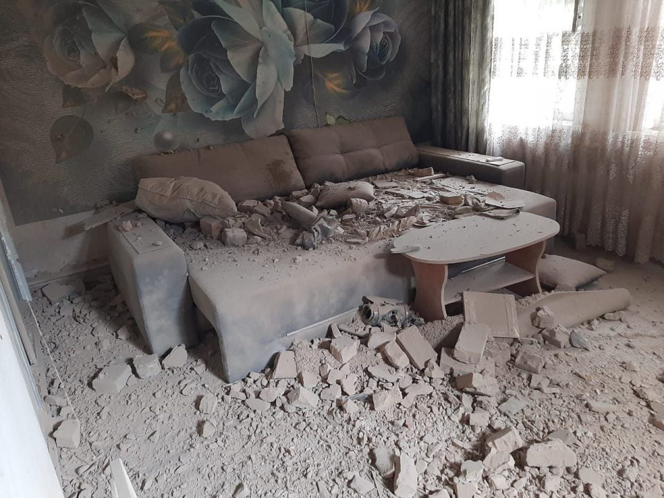 Денний обстріл Нікополя: опубліковані фото наслідків - рис. 2