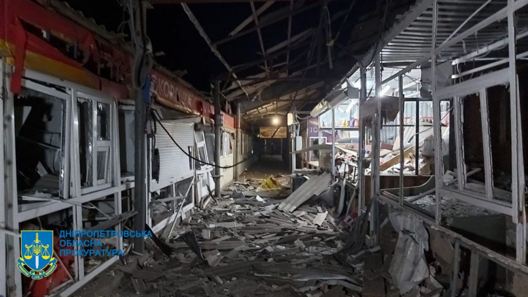 Загибель жінки та пошкоджені споруди: у Дніпропетровській області розслідують ворожі обстріли - рис. 3