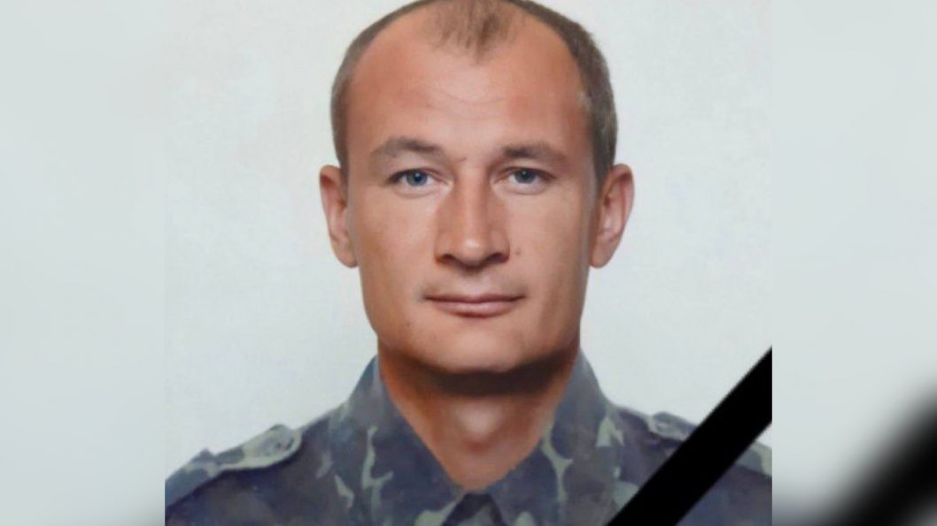 В боях под Марьинкой погиб боец из Каменского - рис. 1
