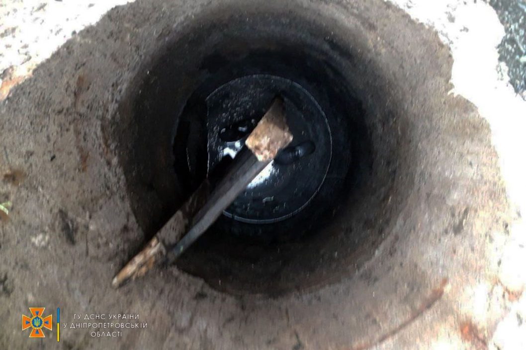 Один погибший, двое пострадавших: на Днепропетровщине люди отравились канализационными газами - рис. 1