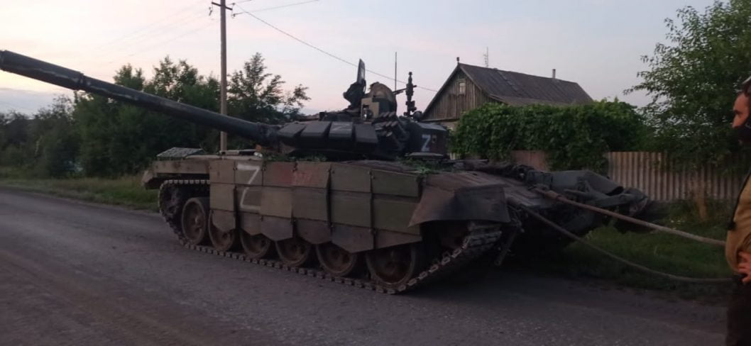 Бойцы Днепропетровщины захватили танк и уничтожили боевую машину оккупантов(Фото) - рис. 1