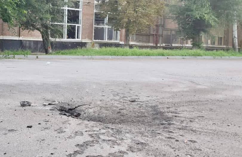 Ночью российские оккупанты выпустили по Никополю 120 реактивных снарядов: есть пострадавшие и разрушения - рис. 4