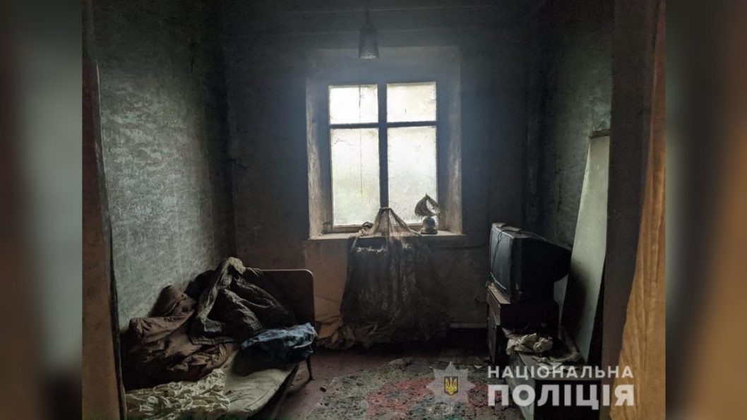на Днепропетровщине двое мужчин убили односельчанина и подожгли его дом - рис. 1