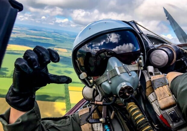 На Криворожском направлении авиация ВСУ уничтожила опорные пункты оккупантов - рис. 1