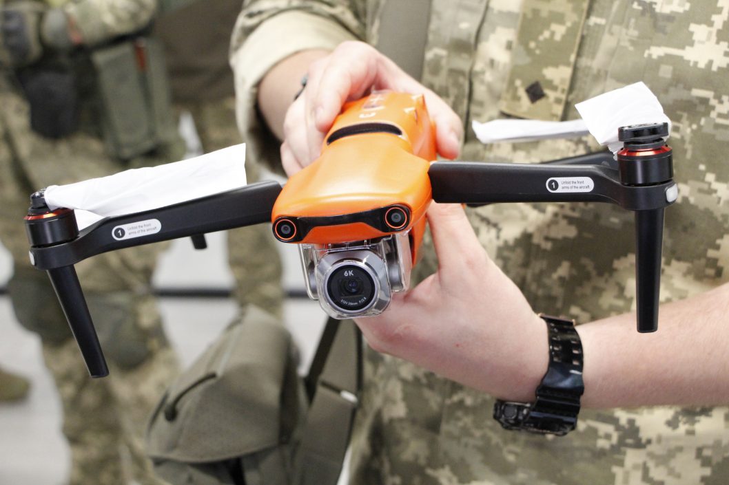 46 разведывательных дронов передал Днепр украинским бойцам (Фото) - рис. 1