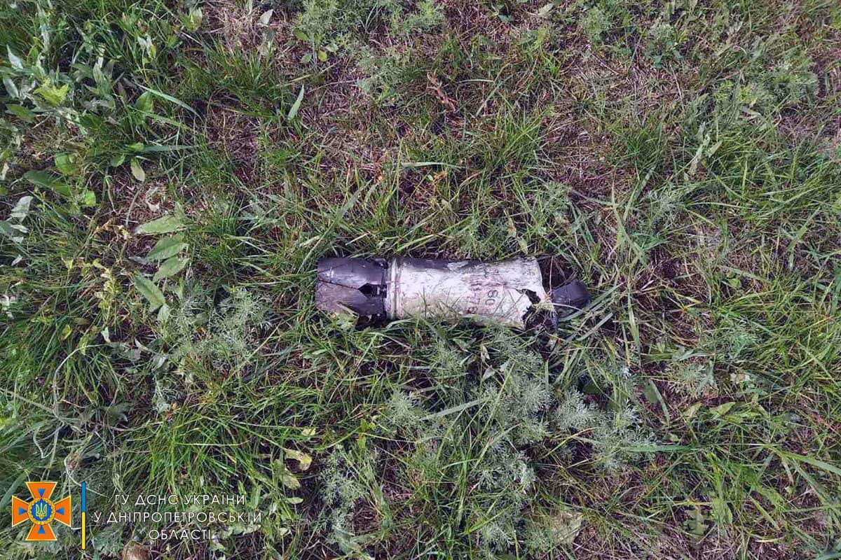 Піротехніки ДСНС знищили 42 касетних боєприпаси окупантів на Дніпропетровщини - рис. 2