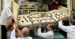 Городские больницы Днепра получили новую партию современных многофункциональных кроватей и матрасов - рис. 9