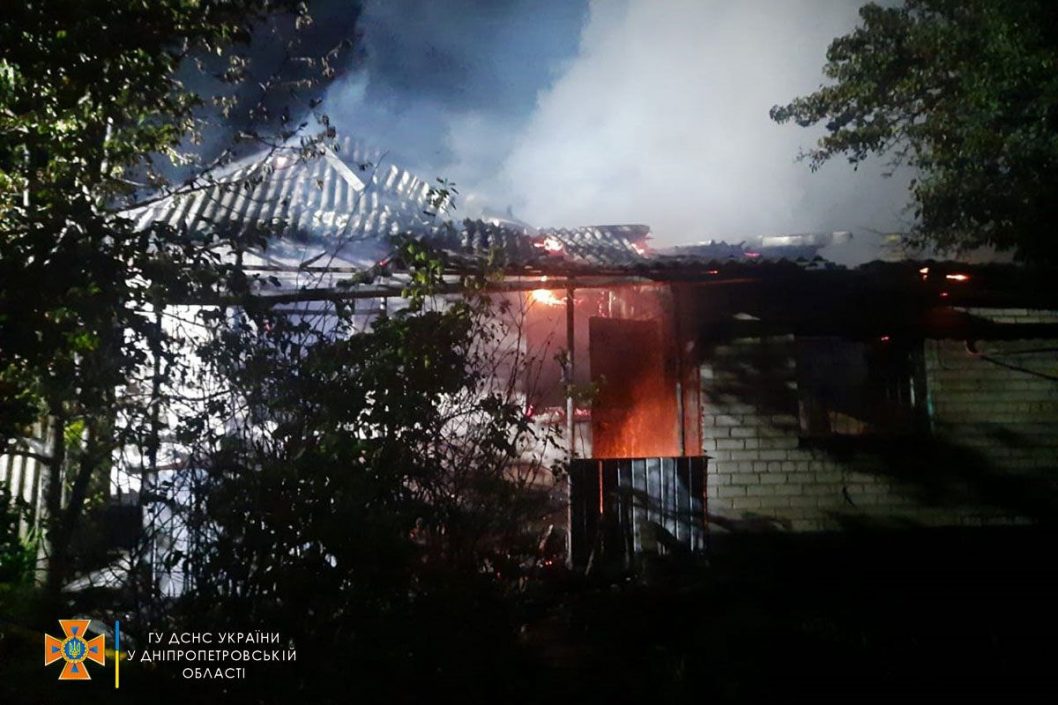 На Дніпропетровщині під час пожежі у приватному будинку загинув чоловік - рис. 1