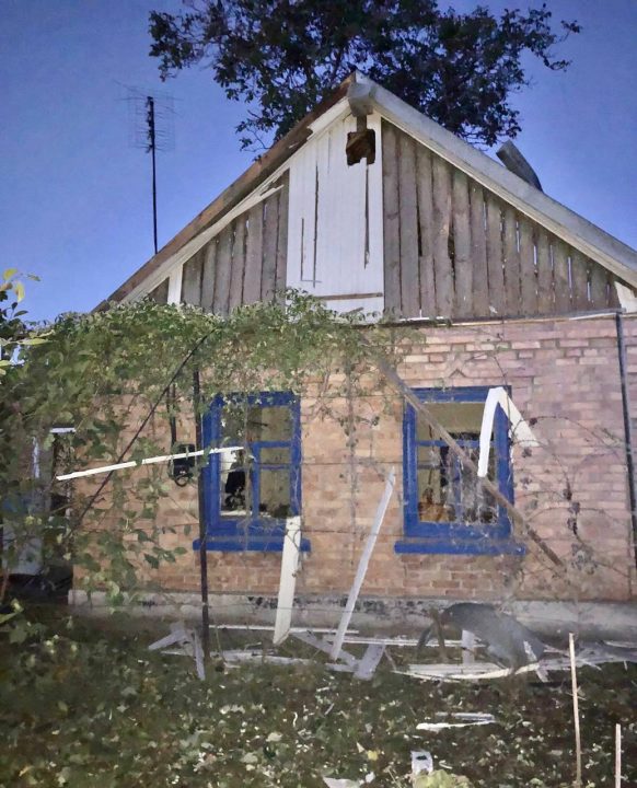 Окупанти обстріляли всі громади Нікопольського району Дніпропетровщини - рис. 6