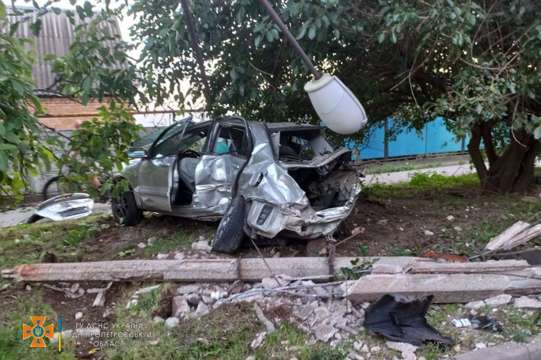 Троє постраждалих: на Дніпропетровщині сталася аварія - рис. 5