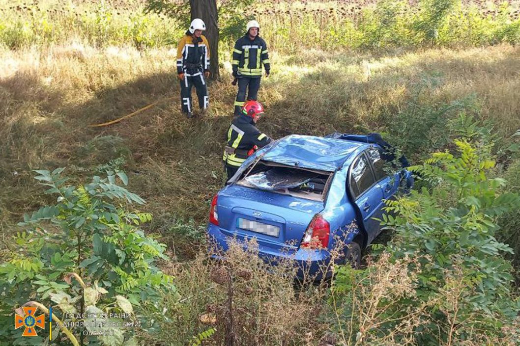 У Дніпропетровській області рятувальники допомогли ліквідувати наслідки ДТП - рис. 4