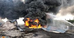 У Кривому Розі надзвичайники ліквідували пожежу на нафтобазі, яка сталася внаслідок ракетного удару - рис. 14