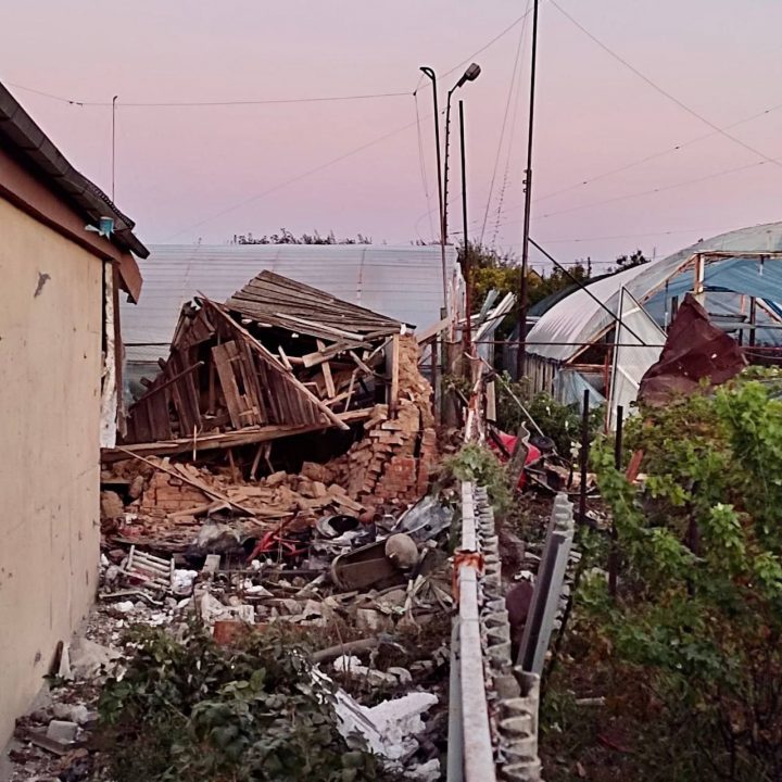 Російські окупанти чотири рази обстріляли з "Градів" та артилерії Нікопольський район - рис. 3