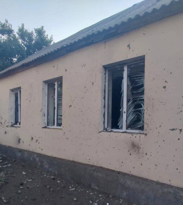 Російські окупанти чотири рази обстріляли з "Градів" та артилерії Нікопольський район - рис. 1