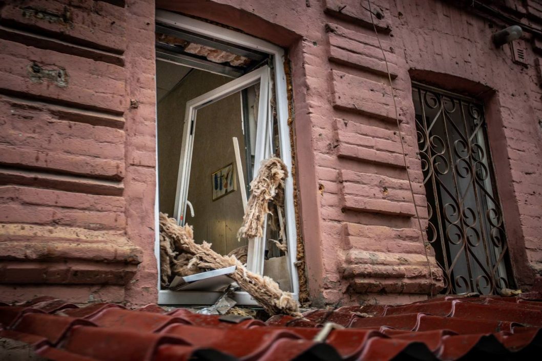 Чортів «руський мір»: очільник ДніпроОВА показав наслідки ракетного удару окупантів по центру міста (Фото) - рис. 2