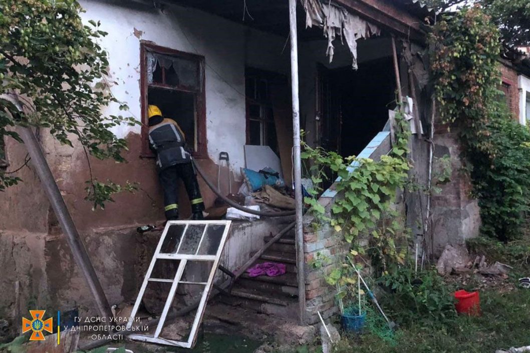 У Кривому Розі під час пожежі у будинку загинула жінка - рис. 2