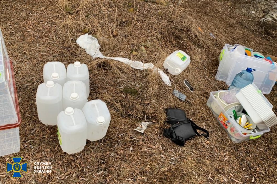 СБУ ликвидировала в Днепре нарколабораторию, которую «крышевал» местный правоохранитель - рис. 3