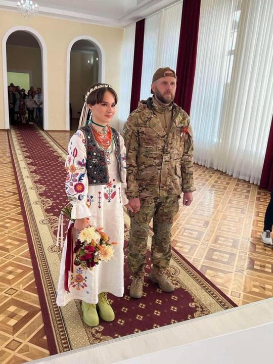 Рекорд среди всех областей: в День защитников и защитниц на Днепропетровщине сыграли 147 свадеб - рис. 3
