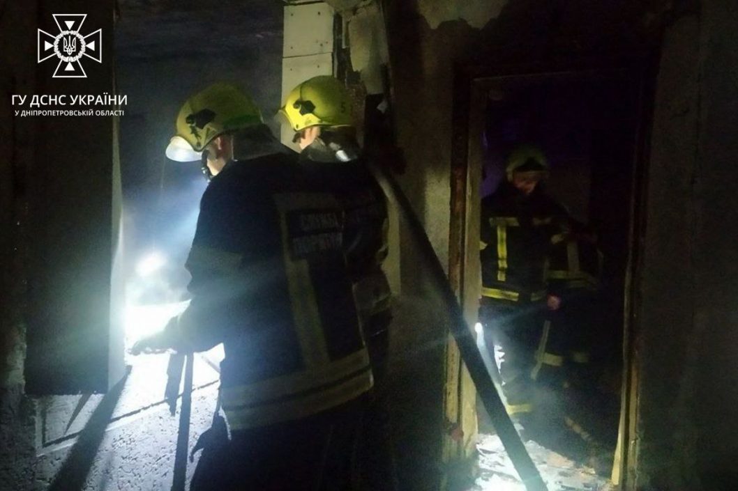На Дніпропетровщині вночі ліквідували 4 пожежі, на одній постраждала жінка - рис. 4