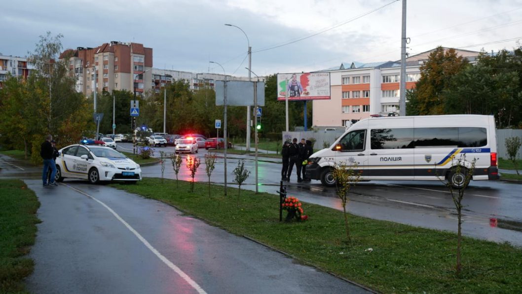В Черновцах подозреваемый в развращении несовершеннолетних застрелил 22-летнюю сотрудницу полиции и скрылся - рис. 1