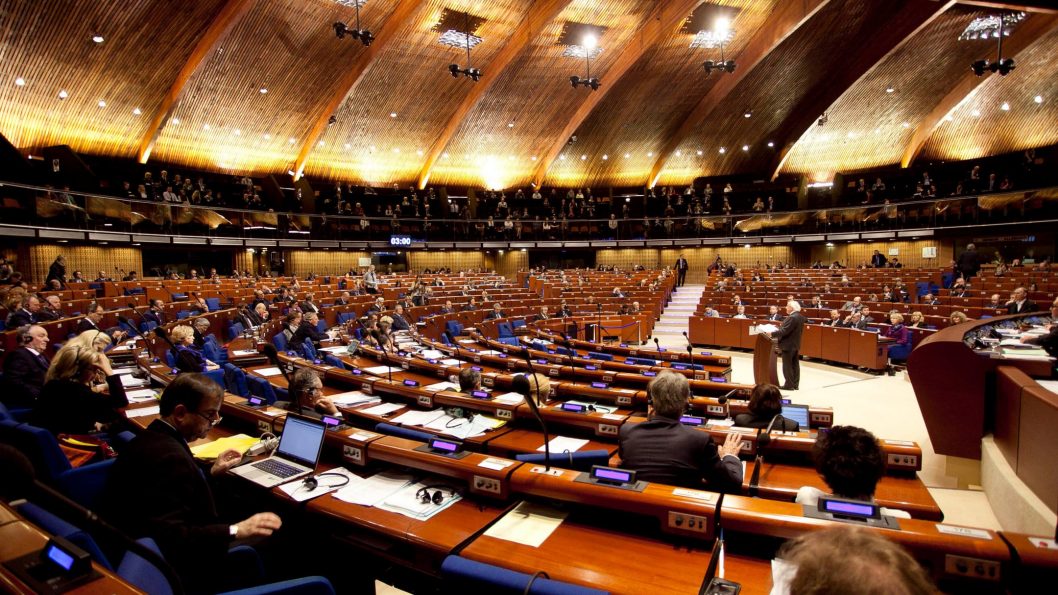 ПАРЄ ухвалила резолюцію про визнання терористичним російського режиму - рис. 1