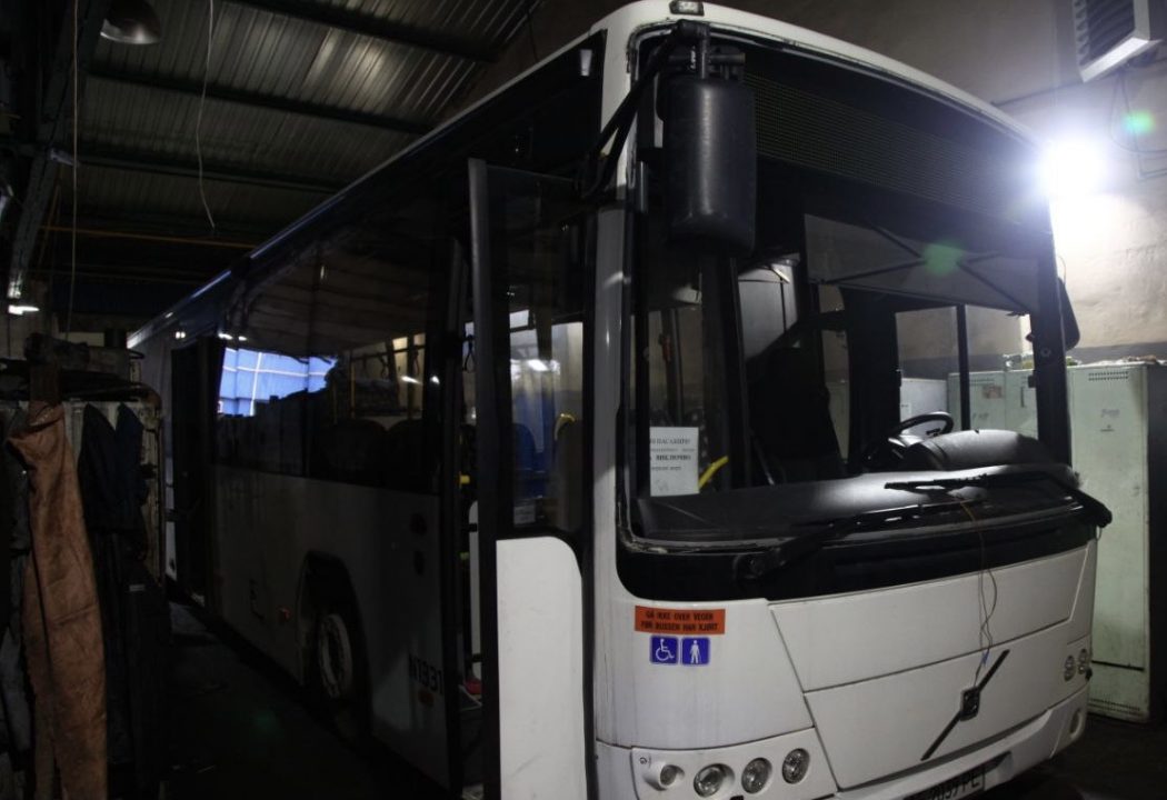 Як у Дніпрі відновлюється автотранспортне підприємство, яке постраждало від ракетного удару - рис. 5