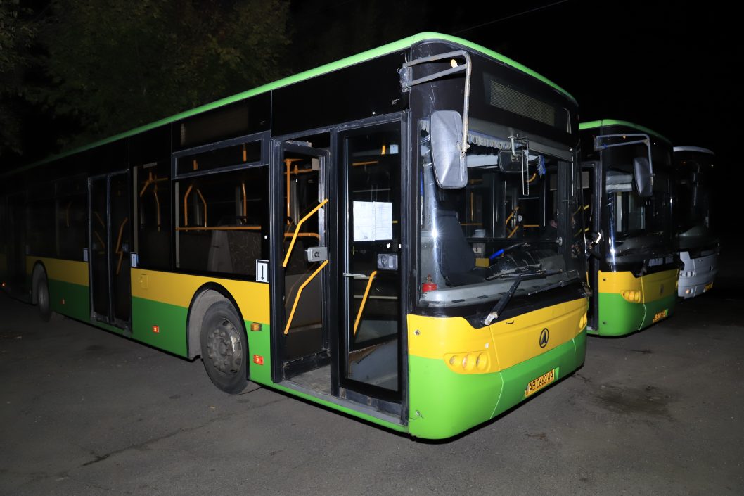 «В ближайшие дни на маршруты Днепра выйдут автобусы, которые городу передала Винница», – Филатов - рис. 7