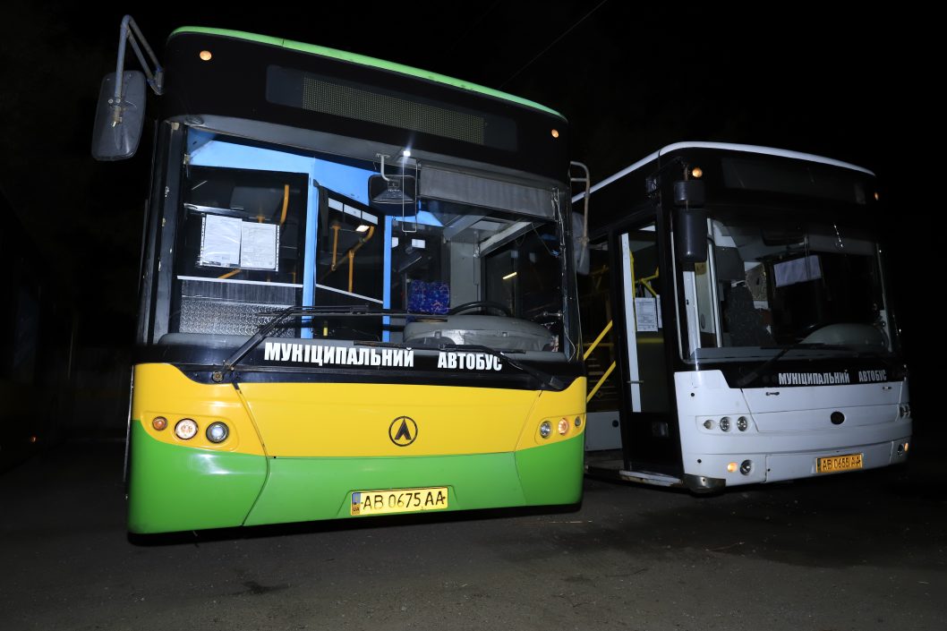 «В ближайшие дни на маршруты Днепра выйдут автобусы, которые городу передала Винница», – Филатов - рис. 1