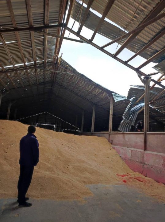 Полицейские показали последствия ночных обстрелов Днепропетровщины (Фото) - рис. 6