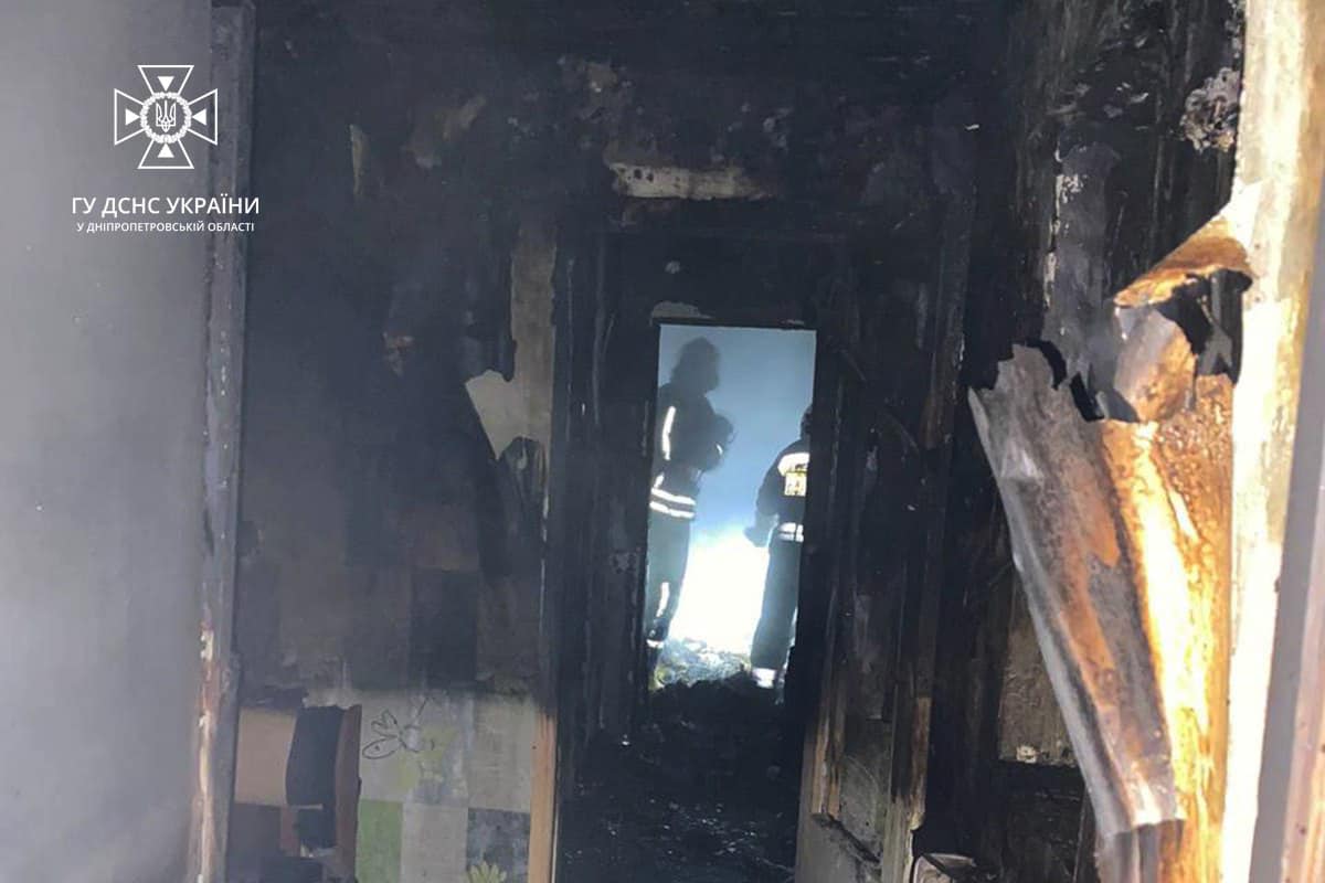 В Днепре во время пожара в частном доме пострадали 4 человека, включая ребенка - рис. 2