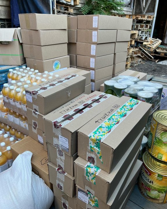 Термобілизна, продукти, медикаменти, корми для тварин: допомога волонтерів Дніпра за минулий тиждень (Фото) - рис. 1