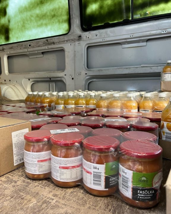 Термобілизна, продукти, медикаменти, корми для тварин: допомога волонтерів Дніпра за минулий тиждень (Фото) - рис. 12