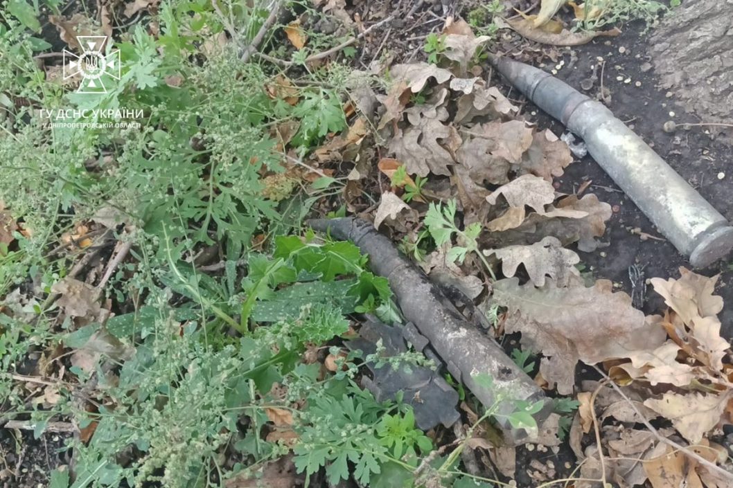 На Дніпропетровщині піротехніки знешкодили касетні снаряди від РСЗВ «Ураган» - рис. 3