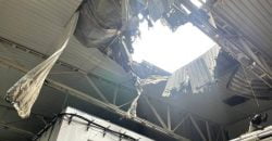 Полиция Днепропетровщины показала последствия ночных обстрелов Никопольского района (Фото) - рис. 19